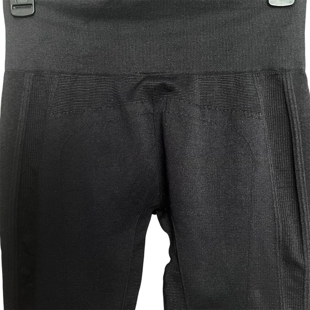 Industry Leggings Cropped Capri High Rise Gym Workout Stretch Run SZ M Blk - Picture 5 of 7